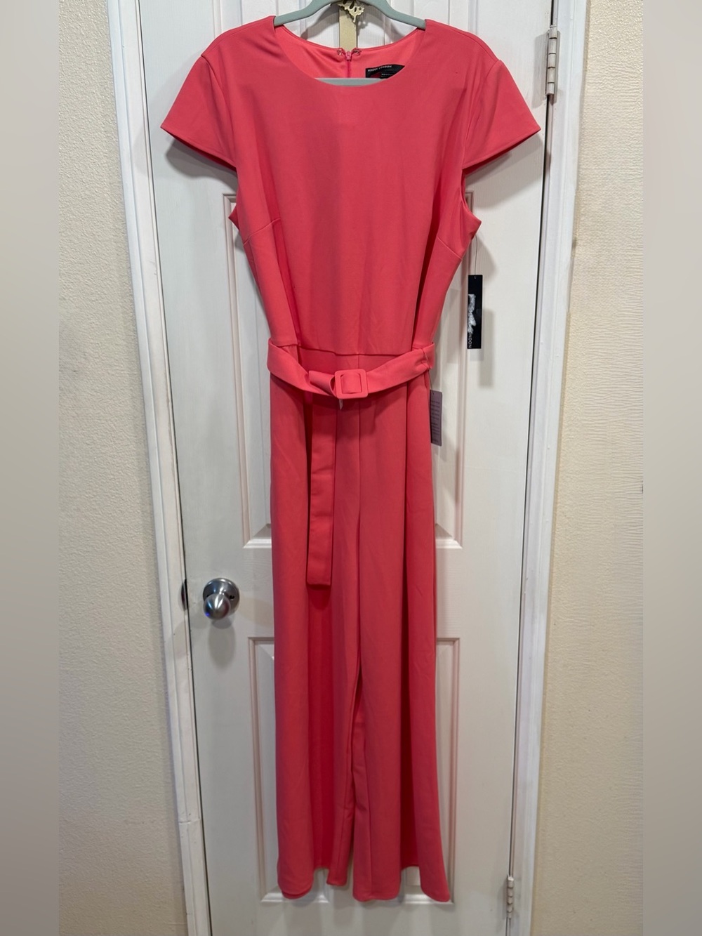 NWT Maggy London Coral Belted Wide-Leg Jumpsuit – Size 16 – Pockets